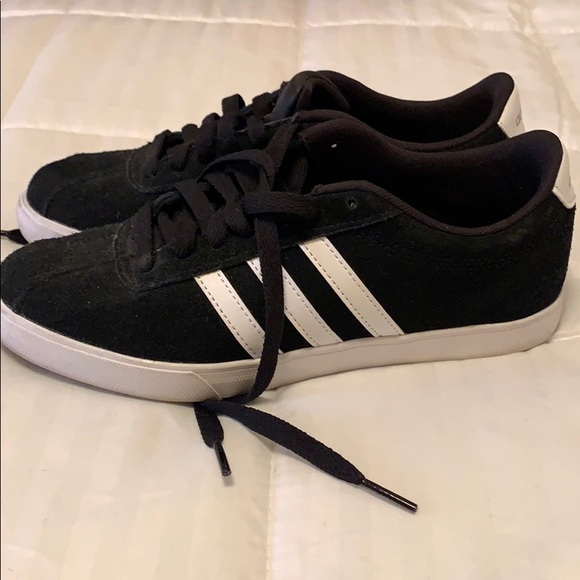 Black adidas - Picture 2 of 3